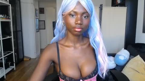 Snapshot of conymegan chatting on 02.04.25 Carola  independent model online show from 02.04.25