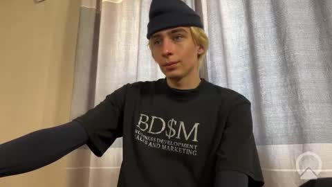 Snapshot of cookie_sex chatting on 12.05.25 cookie_sex online show from 12.05.25