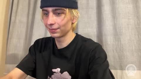 Snapshot of cookie_sex chatting on 12.15.25 cookie_sex online show from 12.15.25