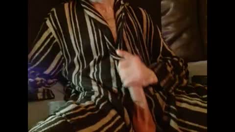 Snapshot of coolbreeze420842217 chatting on 12.02.25 coolbreeze420 online show from 12.02.25