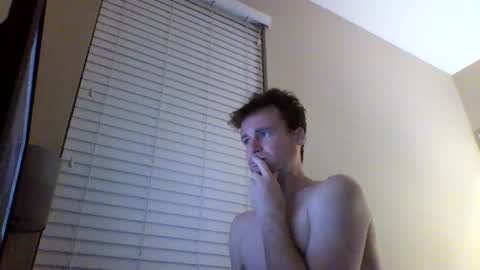 Snapshot of cooldude122222 chatting on 01.21.25 cooldude122222 online show from 01.21.25