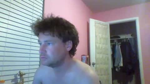 Snapshot of cooldude122222 chatting on 11.11.25 cooldude122222 online show from 11.11.25