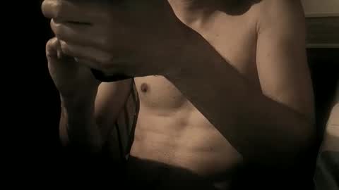 Snapshot of coolmementox chatting on 12.18.25 ChoveEnArrakis online show from 12.18.25