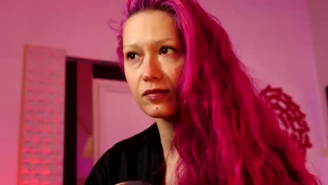Ginger The Cringer online show from 05.01.26