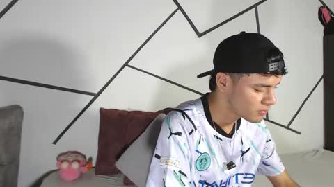 Snapshot of cooper_shiro chatting on 02.04.26 shiro online show from 02.04.26