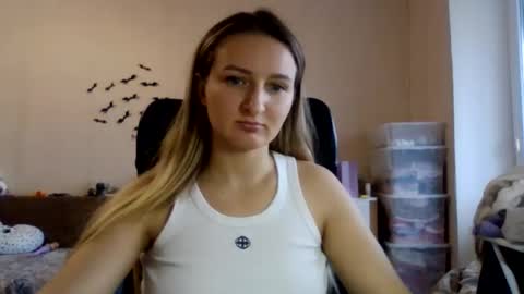 cora_fora online show from 11.12.25