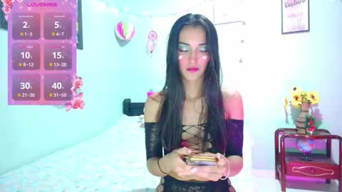 Coral online show from 12.19.25