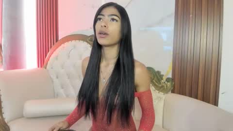 Snapshot of coraliebronson chatting on 11.02.25 Coralie Bronson online show from 11.02.25