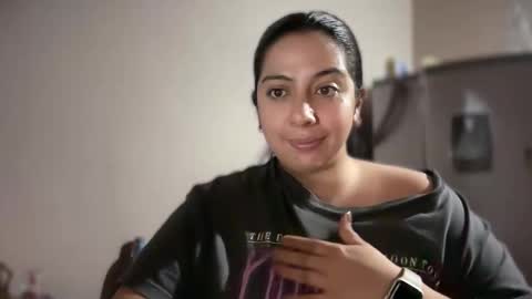 Snapshot of coraline_latin chatting on 11.15.25 Coraline online show from 11.15.25