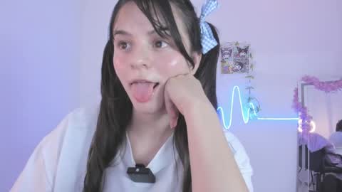 Coraline uwu     Bienvenidos al dulce mundo de Coraline    Hola amores soy Coraline  Una chica  tierna juguetona online show from 05.25.26