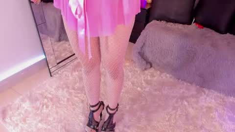 Coral Smith online show from 07.23.26