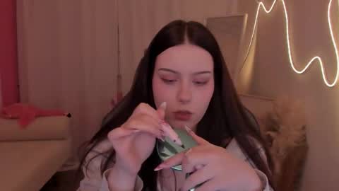 little girl who is always right or just Cora online show from 02.05.26