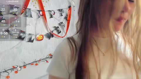 Leya online show from 11.05.25