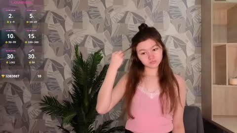 Leya online show from 12.04.25