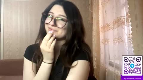 Elisheva online show from 03.27.26