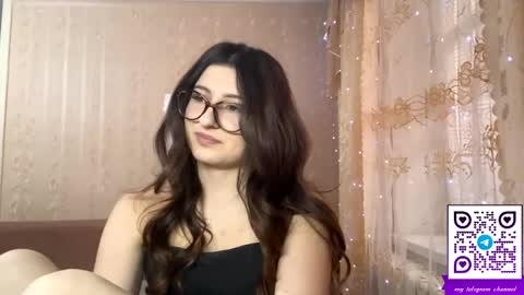 Elisheva online show from 04.09.26