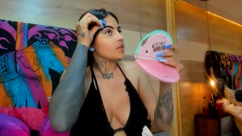 Cori online show from 12.22.25