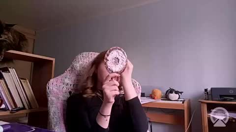 Elvi online show from 05.30.26