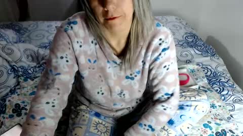 Snapshot of corinnasex chatting on 06.15.26 corinnasex online show from 06.15.26