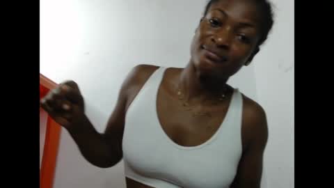 Snapshot of cornxslut chatting on 05.11.26 cornxslut online show from 05.11.26