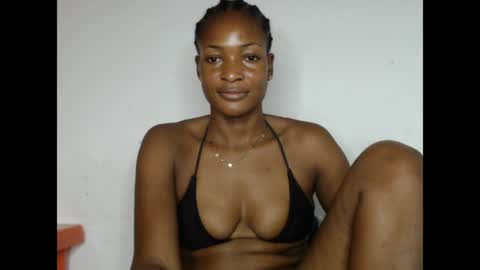 Snapshot of cornxslut chatting on 05.16.26 cornxslut online show from 05.16.26