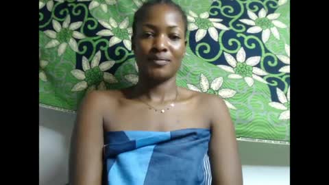 Snapshot of cornxslut chatting on 05.19.26 cornxslut online show from 05.19.26