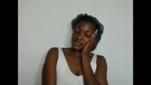 Snapshot of cornxslut chatting on 06.19.26 cornxslut online show from 06.19.26
