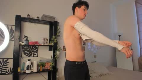 Henry online show from 03.15.26