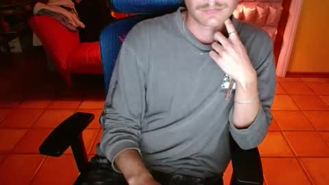 Snapshot of couldbesleeping chatting on 11.07.25 couldbe online show from 11.07.25