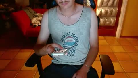 Snapshot of couldbesleeping chatting on 12.03.25 couldbe online show from 12.03.25