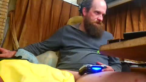 Alaskawildcouple online show from 09.17.25