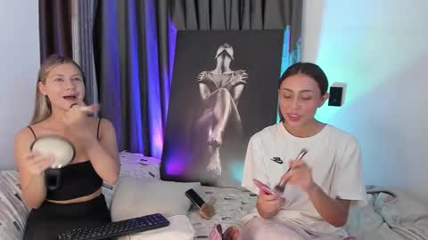 Snapshot of couple_funnyy chatting on 02.28.26 couple_funnyy online show from 02.28.26