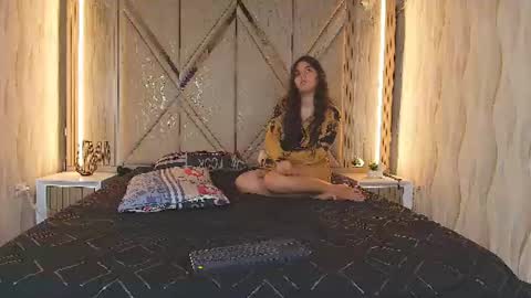Snapshot of couple_hot_2025 chatting on 06.18.26 Ricardo Isabella online show from 06.18.26