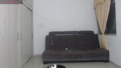 Snapshot of couple_sexandlove chatting on 11.09.25 ALEJANDRO Y EMILY online show from 11.09.25