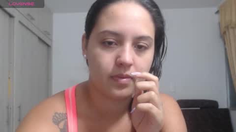 Snapshot of couple_sexandlove chatting on 11.30.25 ALEJANDRO Y EMILY online show from 11.30.25