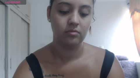 Snapshot of couple_sexandlove chatting on 12.05.25 ALEJANDRO Y EMILY online show from 12.05.25