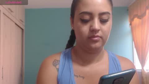  ALEJANDRO Y EMILY  online show from 01.18.26
