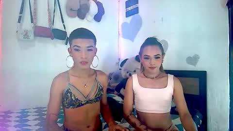 Snapshot of couple_sweet1016 chatting on 11.10.25 ALEXA KIM online show from 11.10.25