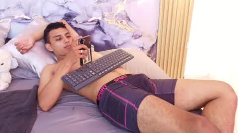 COUPLE online show from 07.23.26