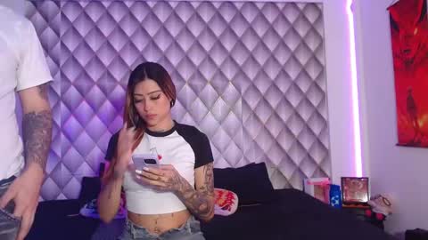 Snapshot of couplelatin17xxx chatting on 03.22.26 Couplelatin online show from 03.22.26