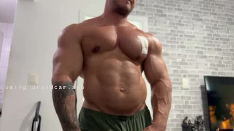 couplemuscle40 online show from 03.20.26