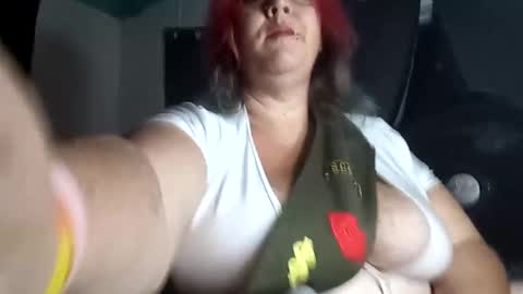 Snapshot of courdles chatting on 09.09.25 courdles online show from 09.09.25