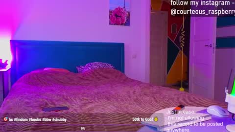 Snapshot of courteous_raspberrrry chatting on 01.19.25 Rose Roys my online show from 01.19.25