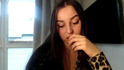 Courtney online show from 10.16.25