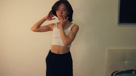 Snapshot of coventinaashfield chatting on 02.03.25 Yui online show from 02.03.25