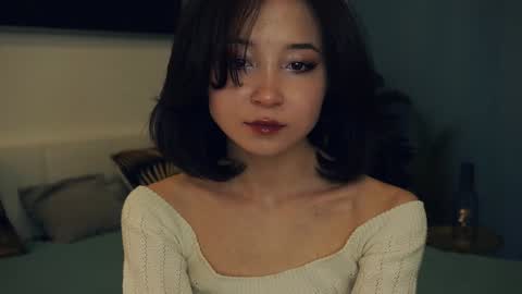 Snapshot of coventinaashfield chatting on 02.05.25 Yui online show from 02.05.25