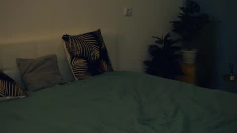 Snapshot of coventinaashfield chatting on 02.10.25 Yui online show from 02.10.25