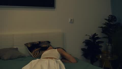 Snapshot of coventinaashfield chatting on 02.13.25 Yui online show from 02.13.25