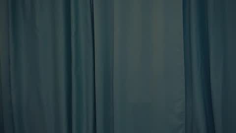 Snapshot of coventinaashfield chatting on 02.14.25 Yui online show from 02.14.25