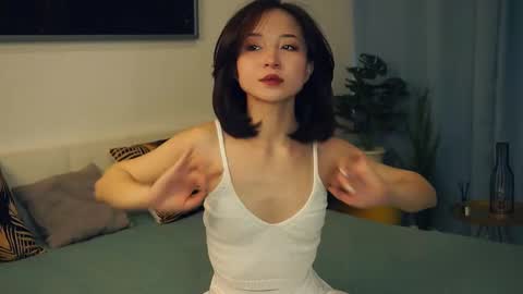 Snapshot of coventinaashfield chatting on 02.15.25 Yui online show from 02.15.25